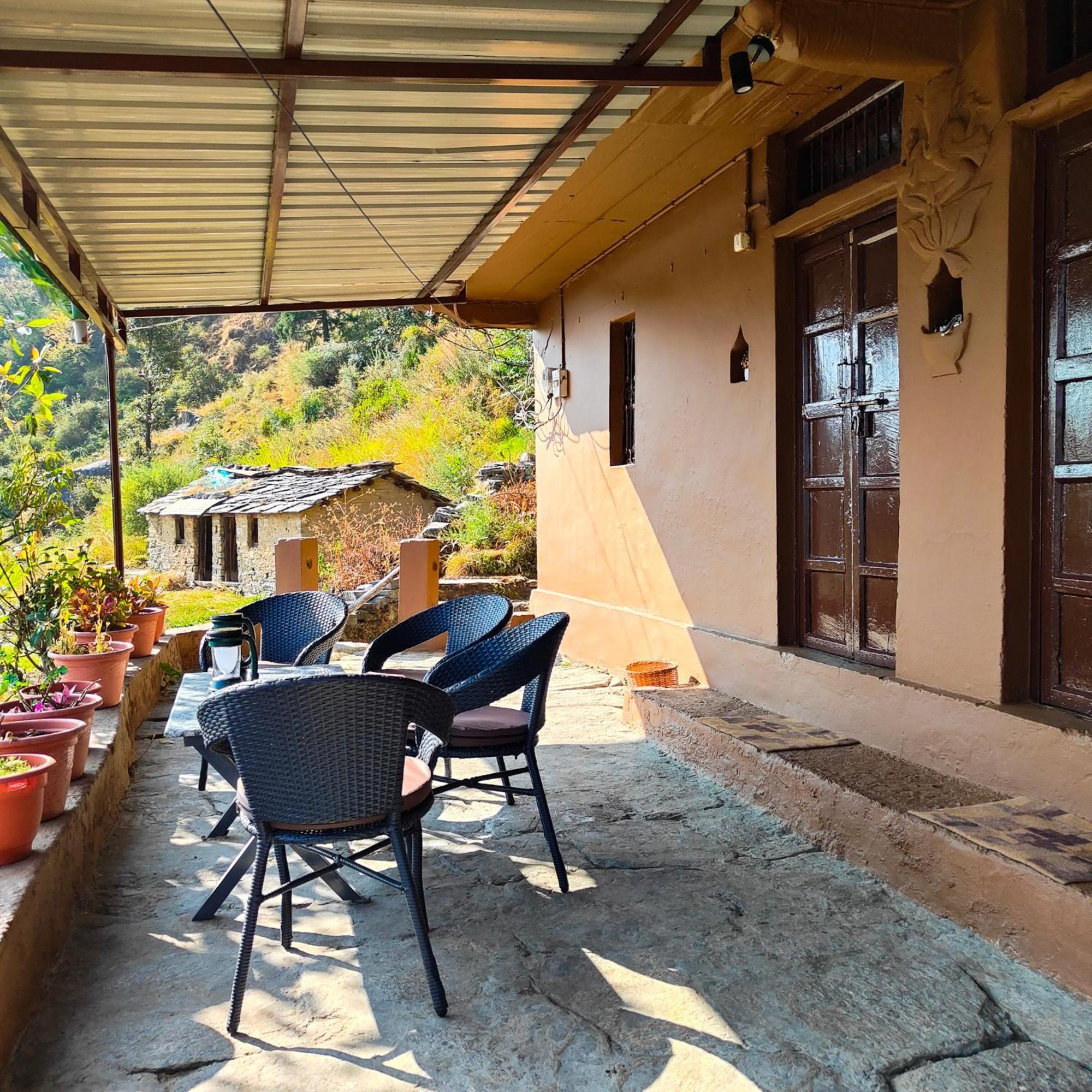 Cafe Buransh Sari Exterior foto